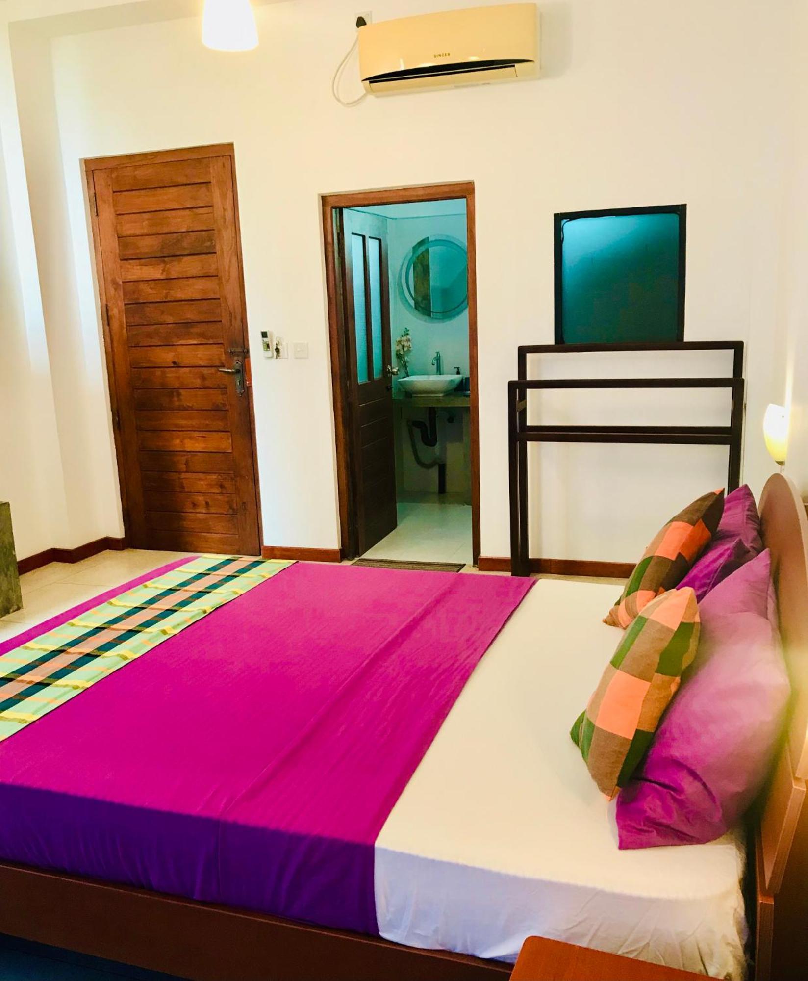 Aqua Marine Beach Hotel Kalkudah  Esterno foto